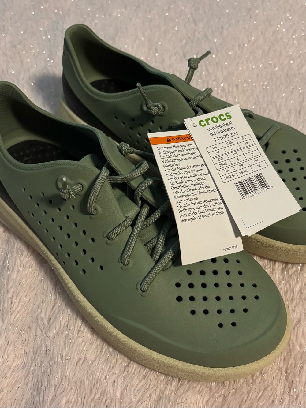 CROCS Men’s Olive Green in motion LiteRide Casual Sneakers